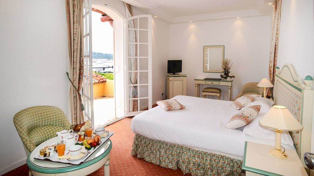 Hotel Giraglia Grimaud Exterior photo